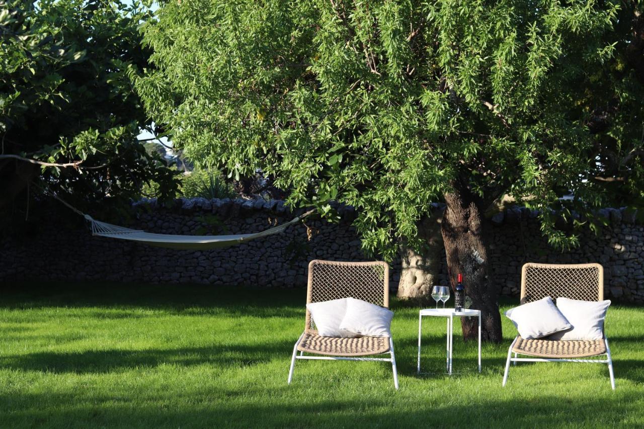 Trulli Nanni Hotel โลโกโรตอนโด ภายนอก รูปภาพ