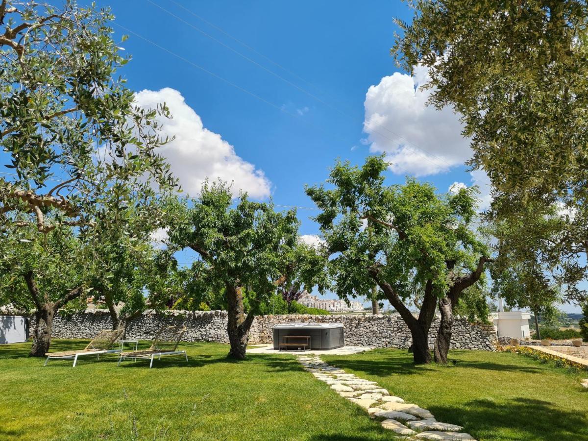 Trulli Nanni Hotel โลโกโรตอนโด ภายนอก รูปภาพ