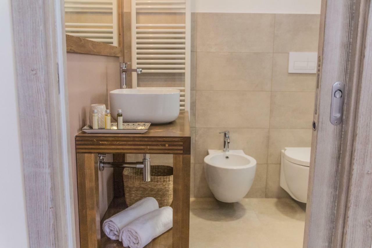Trulli Nanni Hotel โลโกโรตอนโด ภายนอก รูปภาพ