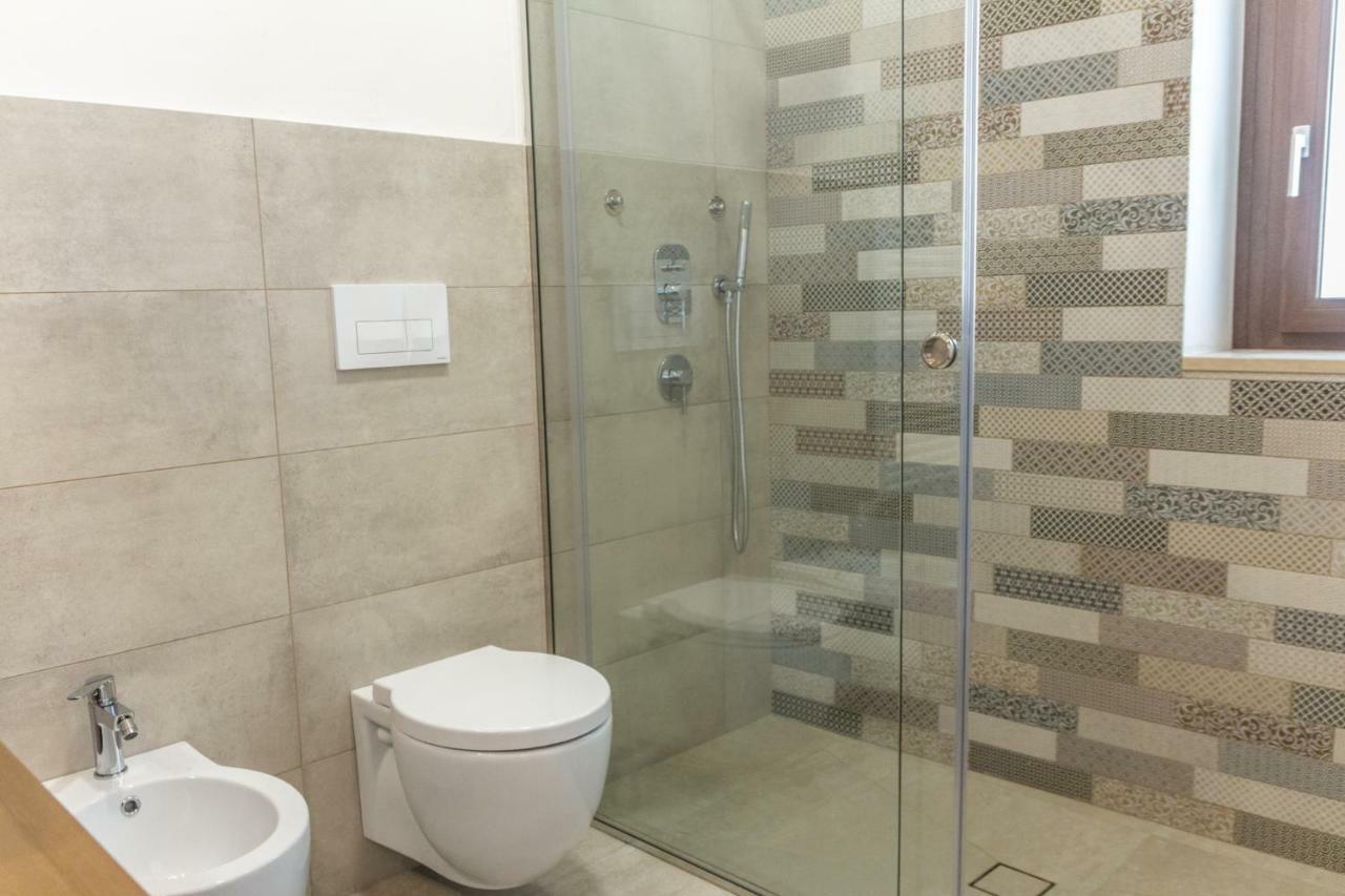 Trulli Nanni Hotel โลโกโรตอนโด ภายนอก รูปภาพ