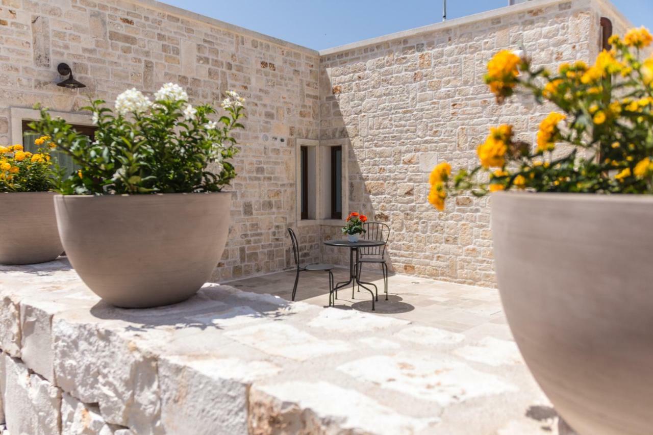 Trulli Nanni Hotel โลโกโรตอนโด ภายนอก รูปภาพ
