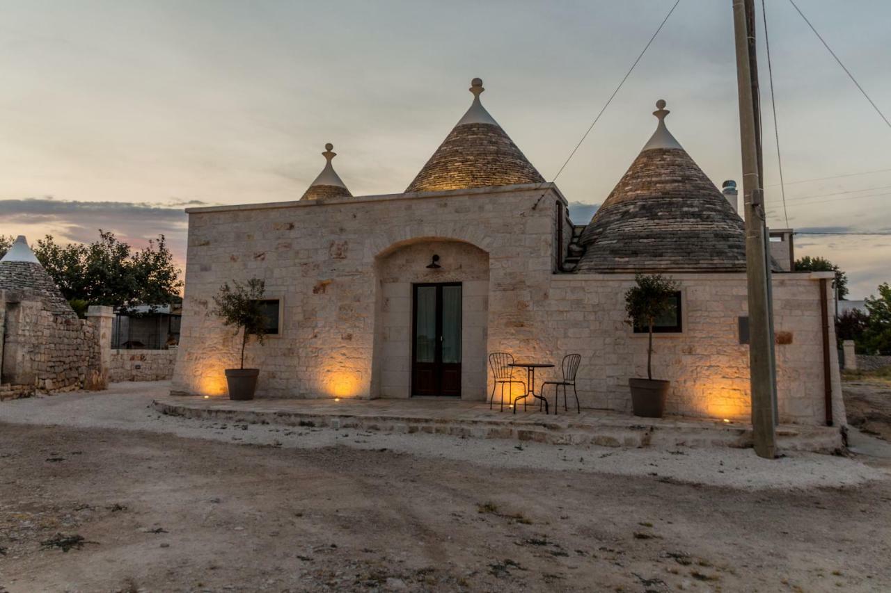 Trulli Nanni Hotel โลโกโรตอนโด ภายนอก รูปภาพ